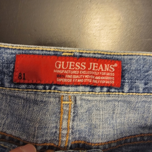 Guess demin distressed skirt - Picture 5 of 6